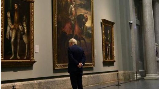 Los mejores memes del paseo en solitario de Boris Johnson por el Prado