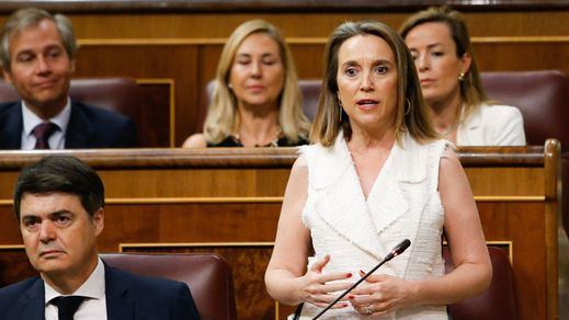 El Congreso avala la petición del PP de aumentar el gasto militar y el PSOE y Podemos escenifican su división