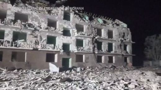 Una veintena de muertos en el ataque ruso contra un edificio de viviendas en Odesa