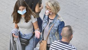 Coronavirus en España: la incidencia baja mientras se superan los 13 millones de contagios y los 109.000 fallecidos