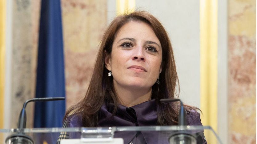 Polémica por los mensajes en redes sociales sobre la dimisión de Adriana Lastra