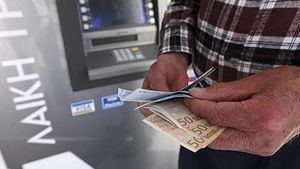 "España no se puede permitir el lujo de gravar al sector financiero": la crítica de la banca al nuevo gravamen