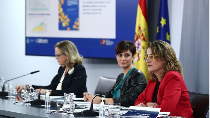 Moncloa recuerda que informó en julio a las comunidades sobre el plan de ahorro energético