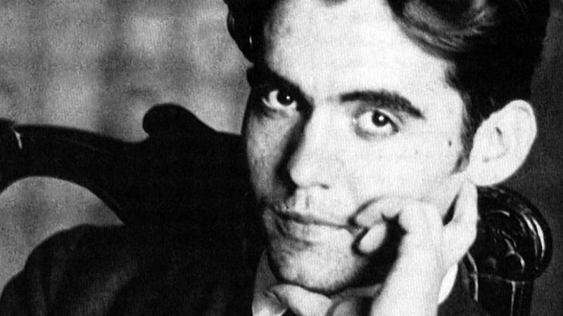 Recuerdo a Lorca a los 86 años de su fusilamiento por 'rojo' y 'maricón'