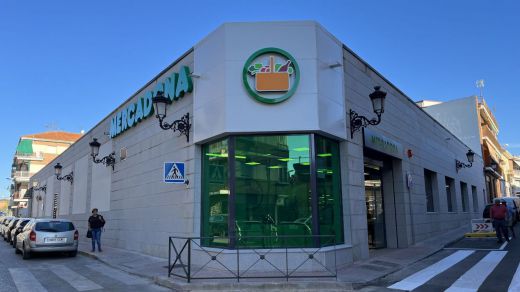 Mercadona inaugura su nuevo modelo de tienda eficiente en Colmenar Viejo (Madrid)
