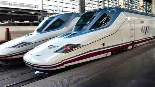 Renfe ha transportado a más de 7,5 millones de viajeros en sus trenes AVE, Avlo y Alvia este verano