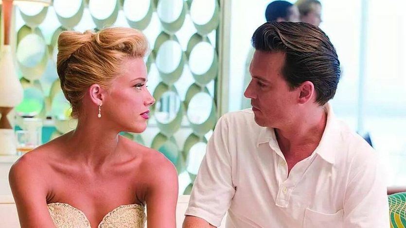 Johnny Depp y Amber Heard en la película The Rum Diary