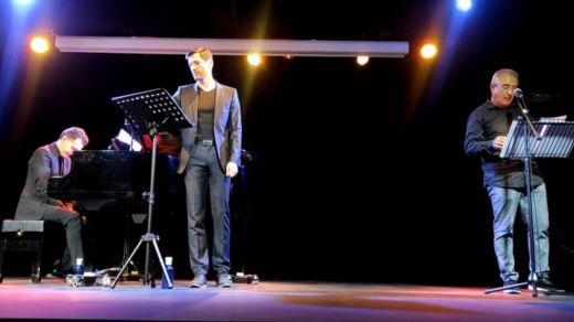 'Músicas de Hierro', la poesía de José Hierro a escena en un maravilloso y sólido espectáculo