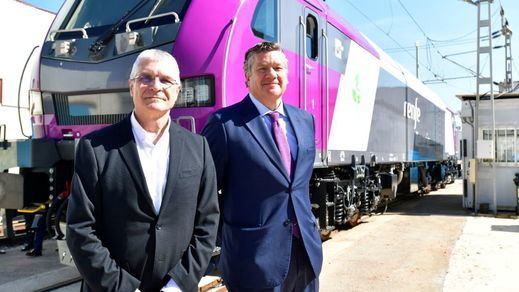 Renfe Mercancías ultima la recepción de las locomotoras de gran potencia construidas por Stadler Valencia