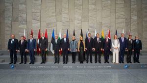 15 países de la OTAN acuerdan crear un escudo antimisiles en Europa; España se queda fuera