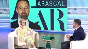 Ana Rosa choca con Abascal en su programa y le recuerda la libertad de prensa