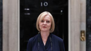 Liz Truss dimite y el Reino Unido entra en una crisis política total