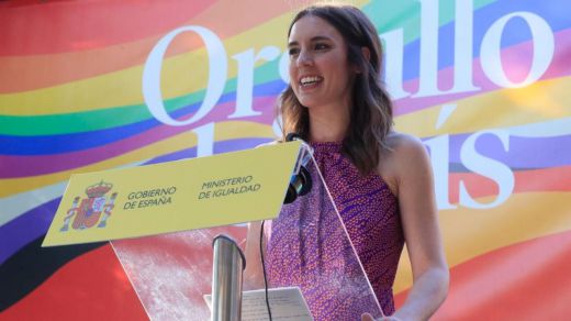 El PSOE justifica retrasar la 'Ley Trans' y la ministra de Igualdad da la cara