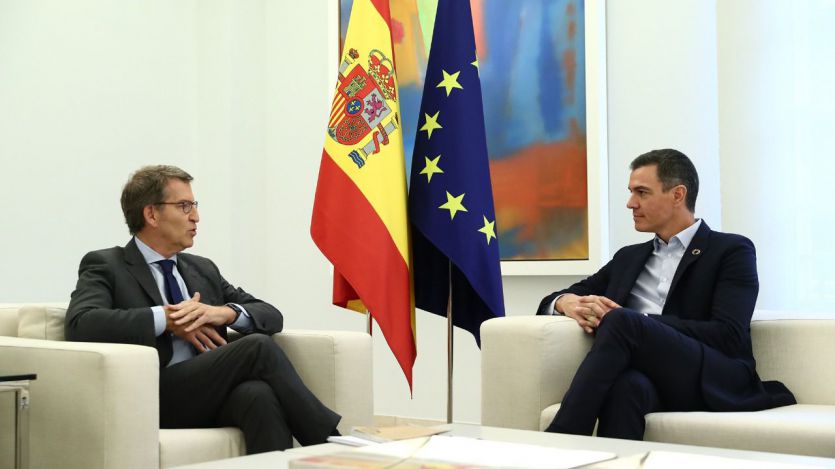 Pedro Sánchez, renido con Alberto Núñez Feijóo