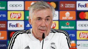 Ancelotti defiende a Vinicius, "el jugador que recibe más faltas, bofetadas y empujones"