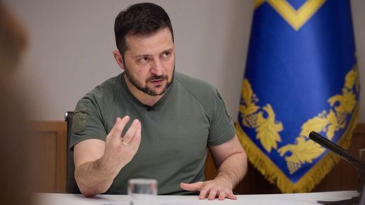 Zelensky sigue negando que el misil caído en Polonia fuera ucraniano y exige participar en la investigación