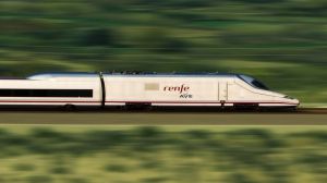 Renfe transportó 1,8 millones de viajeros en el primer año de la Alta Velocidad entre Galicia y Madrid