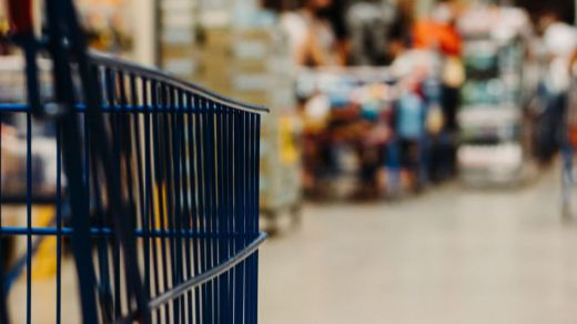La cesta básica de la compra ya ha bajado un 10% de media por la bajada de IVA