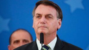 Bolsonaro reacciona horas después y condena el asalto, aunque con pullas a la izquierda