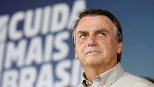 Bolsonaro fuerza su alta hospitalaria en EEUU mientras en Brasil piden bloquear sus bienes