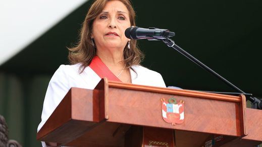 Un grupo de congresistas de izquierdas presentan una moción para destituir a Dina Boluarte en Perú