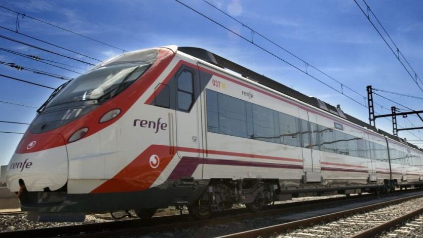 Renfe firma con el ICO un acuerdo de financiación para la compra de trenes de gran capacidad para Cercanías que favorecen la movilidad sostenible