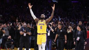 LeBron James se convierte en el máximo anotador histórico de la NBA