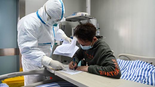 El FBI insiste en que el origen del coronavirus radica en un laboratorio chino