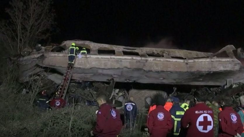 Choque de trenes en Grecia