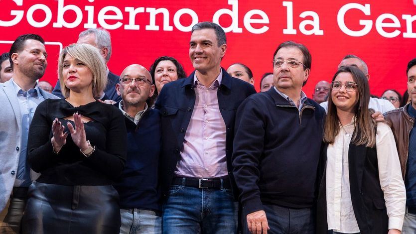 Pedro Sánchez en un mitin en Badajoz