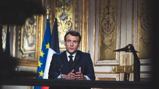 El Gobierno de Macron sobrevive a las 2 mociones de censura por la reforma de las pensiones