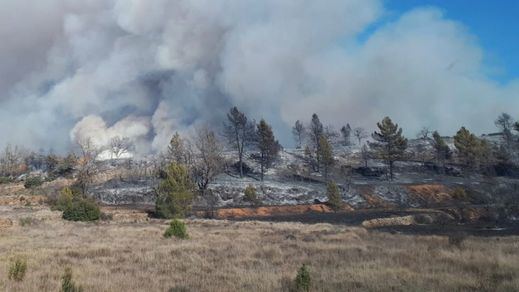 Primer gran incendio de la temporada... en marzo: arden unas mil hectáreas entre Teruel y Castellón
