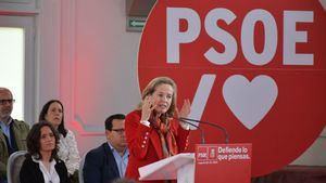 Calviño critica el modelo del PP, de "recortes y precariedad", y que Feijóo ataque a su país