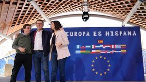 El PP defiende la Hispanidad en un acto en Madrid y critica la actuación del Gobierno en la cumbre
