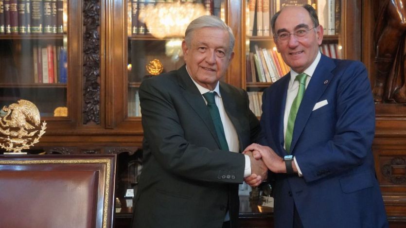 El presidente de México, Andrés Manuel López Obrador (AMLO), y el presidente de Iberdrola, Ignacio Galán