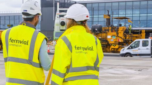 Ferrovial en una construcción