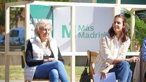 Carmena apoya a Rita Maestre como sucesora: "Ojalá sea la próxima alcaldesa de Madrid"