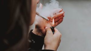 Sanidad se propone conseguir la primera generación libre de humo en España