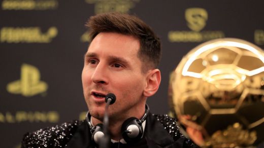 Messi, con su nuevo Balón de Oro