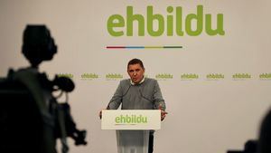 Bildu llevará en sus listas electorales a 44 condenados por pertenencia a ETA