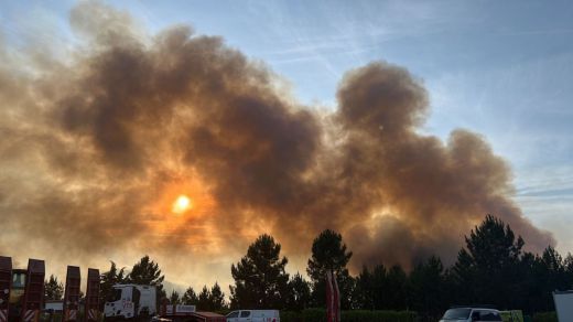 Se complica el incendio en Las Hurdes: se evacúan varios municipios