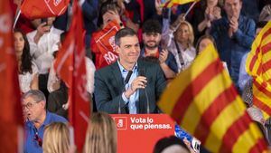 Sondeo del CIS: PSOE se afianza como primera fuerza pero el PP recorta distancias
