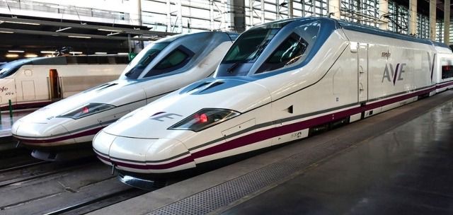 Renfe celebra el 10º aniversario del AVE que une Madrid con Alicante