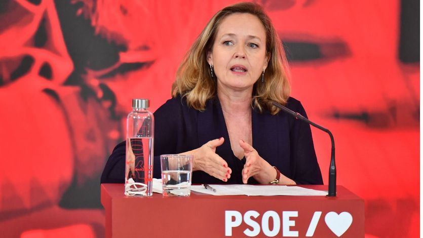 Calviño reincide en debatir sobre economía con el PP: 'Por si eventualmente ustedes gobernaran'