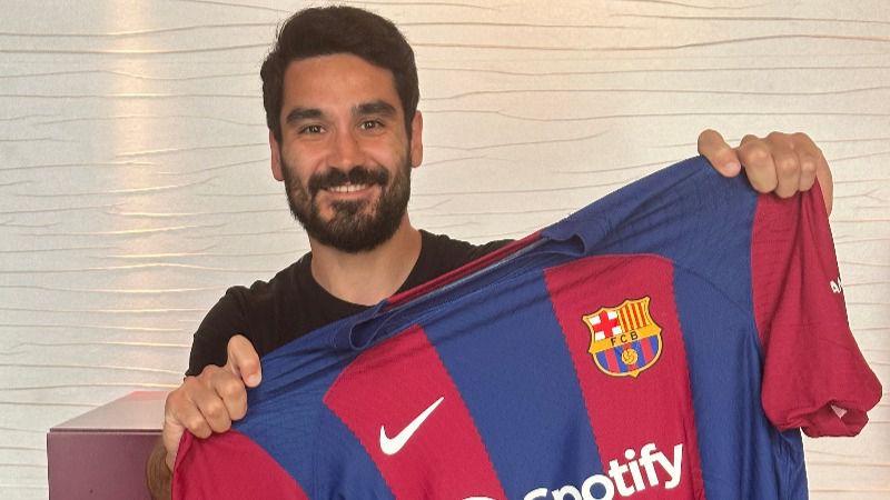 Ilkay Gündogan, con la camiseta del Barça