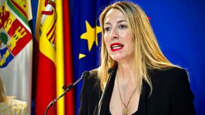 La firmeza de Guardiola se tambalea y afirma ahora que habrá "diálogo" con Vox en Extremadura