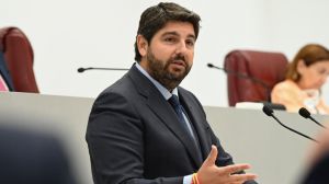 Vox vuelve a votar 'no' en la investidura de López Miras y no habrá todavía gobierno del PP en Murcia