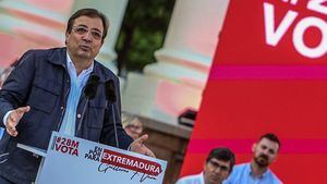 Fernández Vara aparca su retirada de la política y será senador