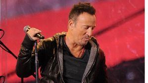 La embajadora de EEUU en España pide a Springsteen un concierto en Peralejos de las Truchas