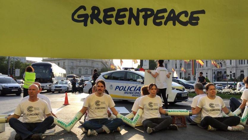 Activistas de Greenpeace